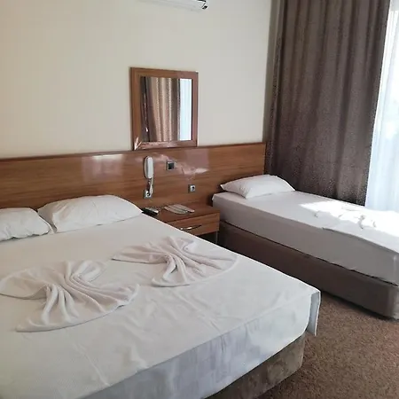 Konyaalti Cagan Hotel מלון