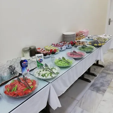 Konyaalti Cagan Hotel מלון 2*